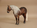 Escultura Cavalo Marrom